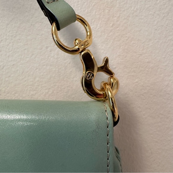 Kate Spade Convertible Purse, Shoulder or Wristlet - Picture 6 of 12